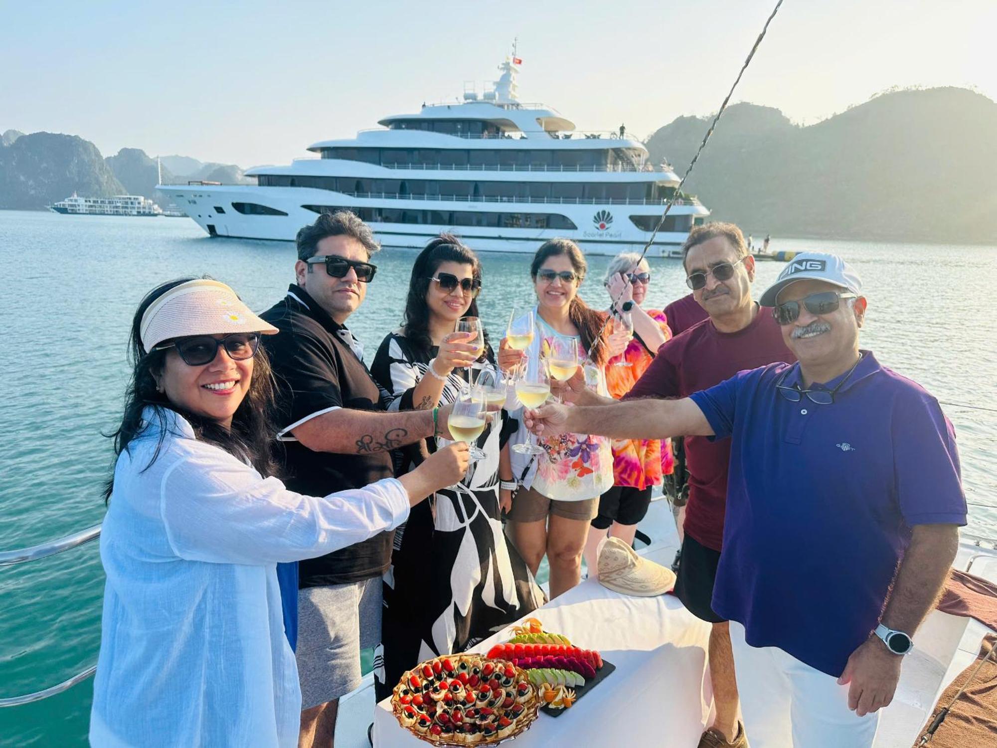 Scarlet Pearl Cruises - Wonder On Lan Ha Bay Hotel Ha Long Exterior foto
