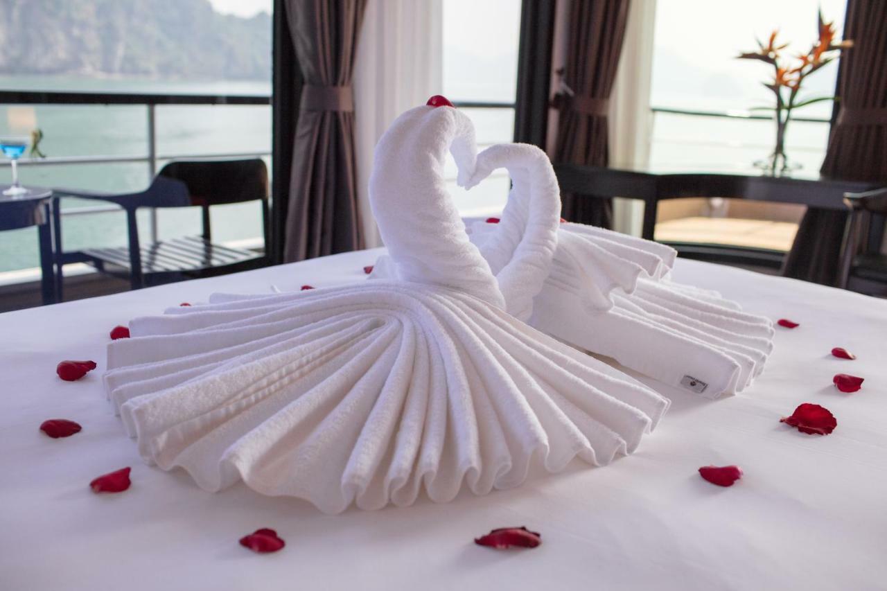 Scarlet Pearl Cruises - Wonder On Lan Ha Bay Hotel Ha Long Exterior foto